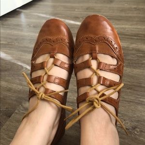 Modcloth brown cutout oxford shoes, women’s 8.5